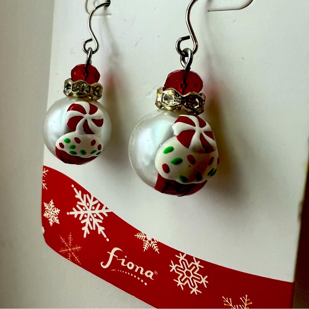 Holiday Cupcake Earrings